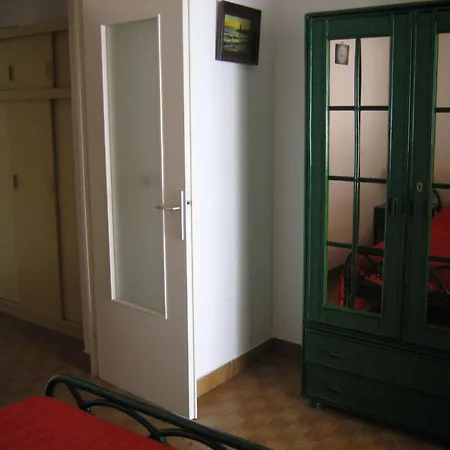 Heliopolis Ab 111- 4 Personnes * Agde